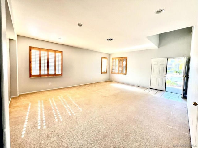 view of carpeted spare room