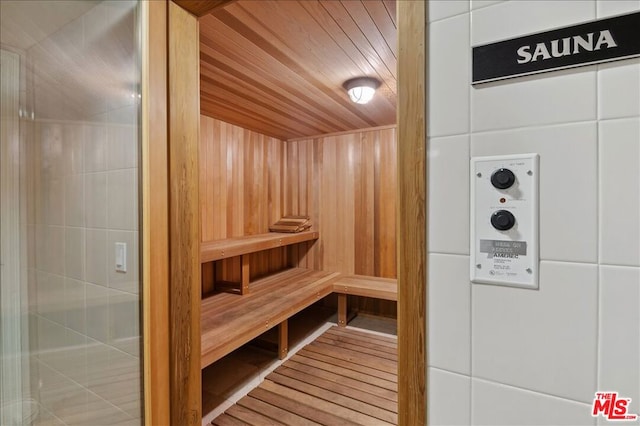 view of sauna / steam room