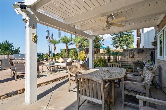 view of patio featuring area for grilling, outdoor lounge area, and ceiling fan