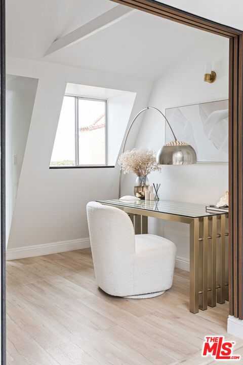 sitting room with light hardwood / wood-style floors