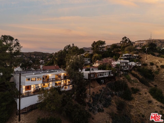 view of aerial view at dusk