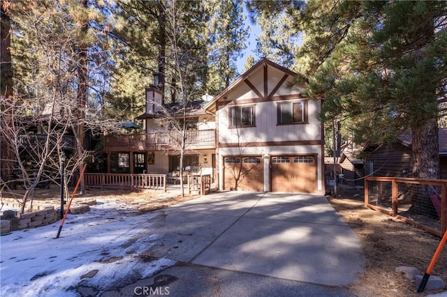 view of front of home featuring a garage