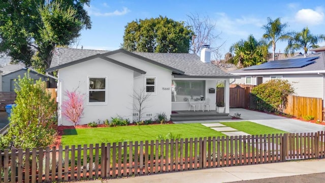 view of front of house featuring a front lawn and a porch