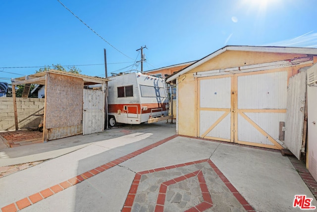 view of outbuilding