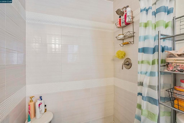 bathroom featuring walk in shower