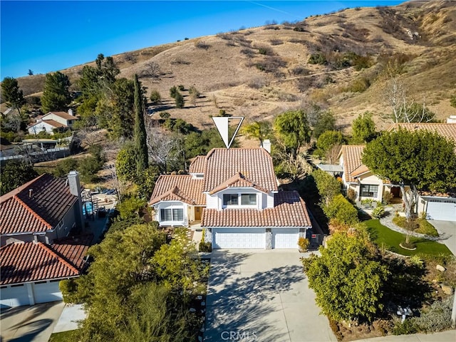 bird's eye view featuring a mountain view