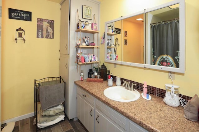 bathroom featuring vanity