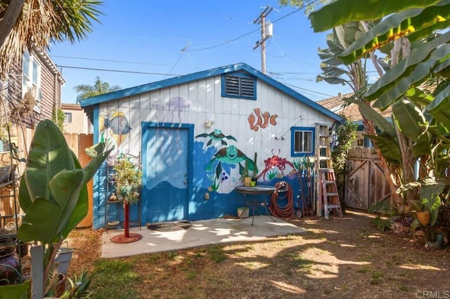 view of outbuilding