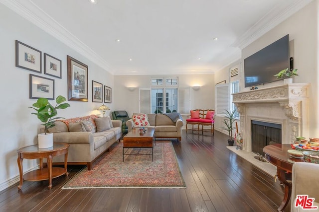 living room with dark wood-type flooring and ornamental molding