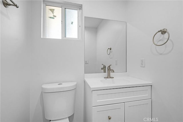 74357437 Balcom Ave, Reseda, CA 91335 - bathroom with vanity and toilet