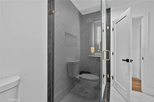 4816 7th Ave, Los Angeles, CA 90043 - full bath with toilet and a stall shower