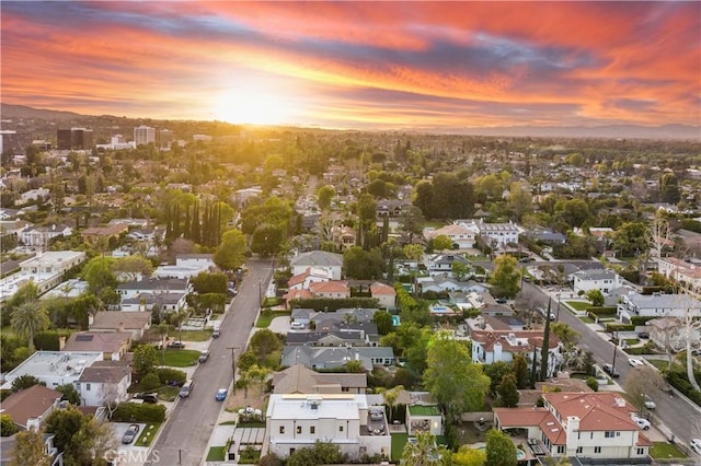 view of aerial view at dusk