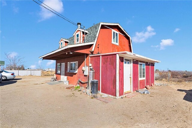 exterior space featuring an outdoor structure