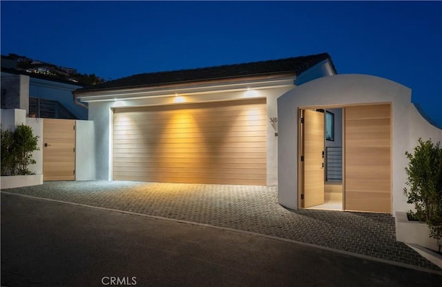 view of front of house featuring a garage