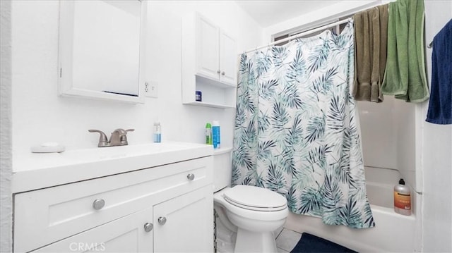 full bathroom featuring toilet, shower / bathtub combination with curtain, and vanity