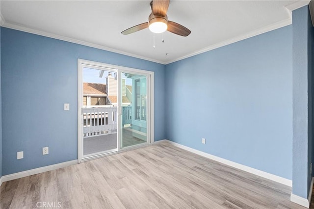 unfurnished room featuring crown molding, light hardwood / wood-style floors, and ceiling fan