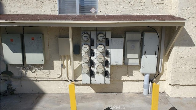 view of utility room