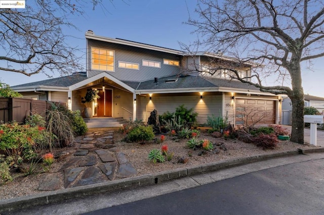 view of front facade featuring a garage