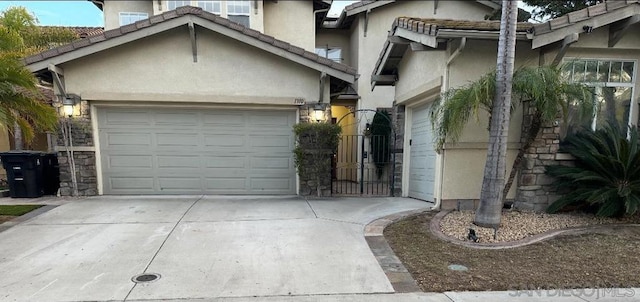 view of front of home featuring a garage