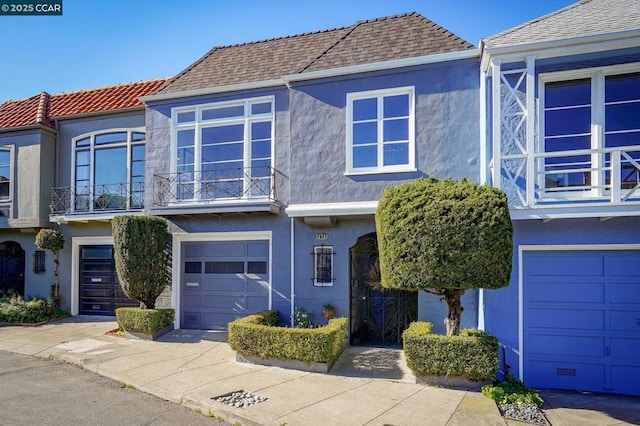 view of front of home with a garage