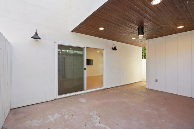 view of patio featuring ceiling fan