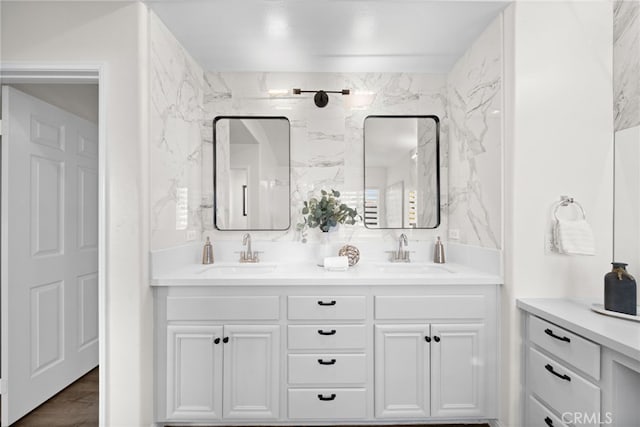 bathroom with vanity