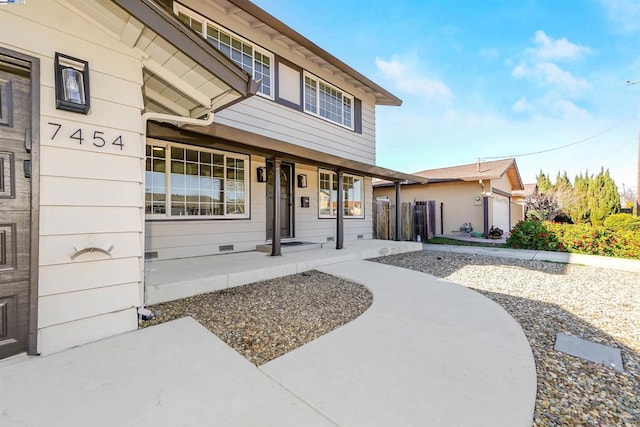 view of front of property with a porch