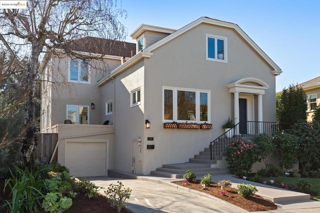 view of front facade with a garage