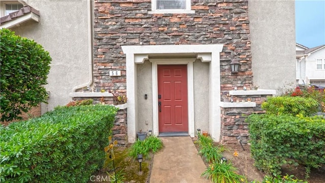 view of property entrance