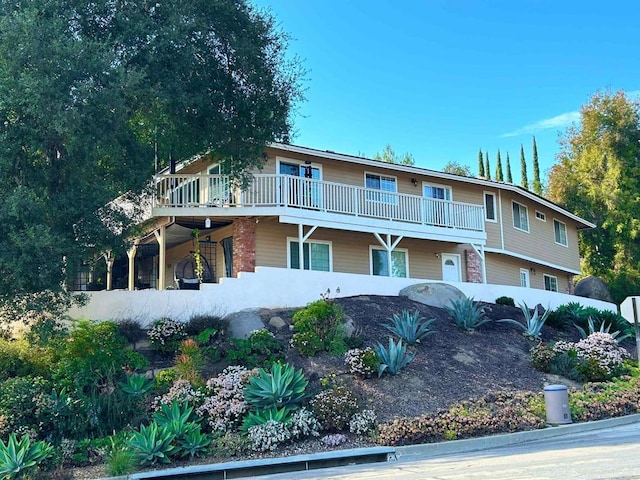 9739 Sage Hill Way, Escondido, CA 92026 - view of front of property