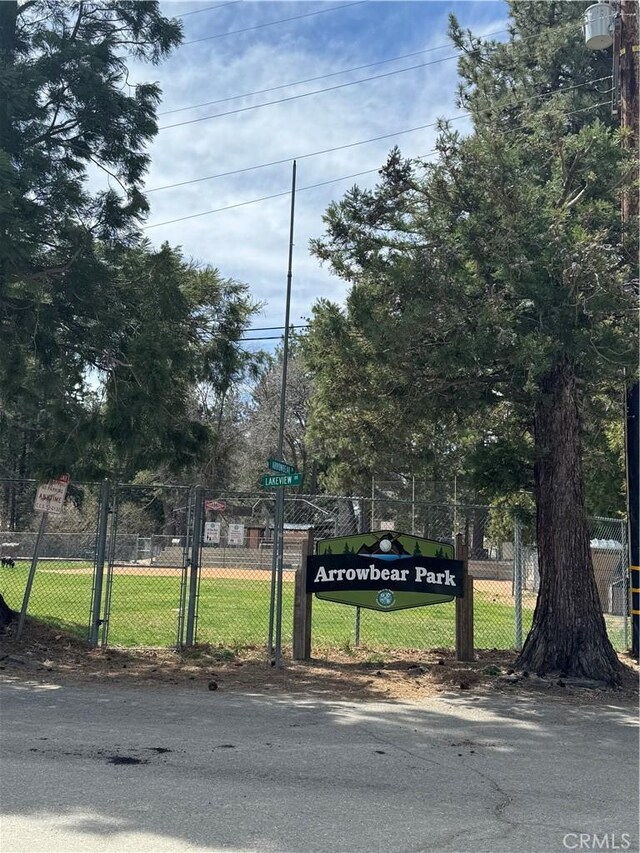 2440 Spruce Dr, Arrowbear, CA 92382 - exterior view