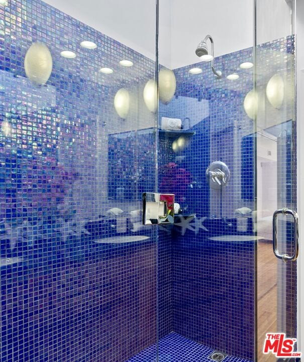 bathroom with walk in shower