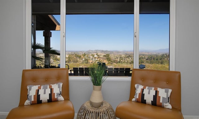 entryway featuring a mountain view