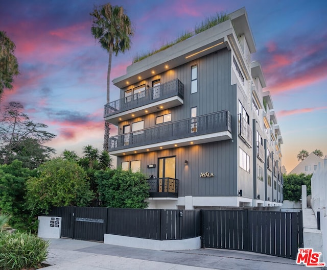 view of contemporary home