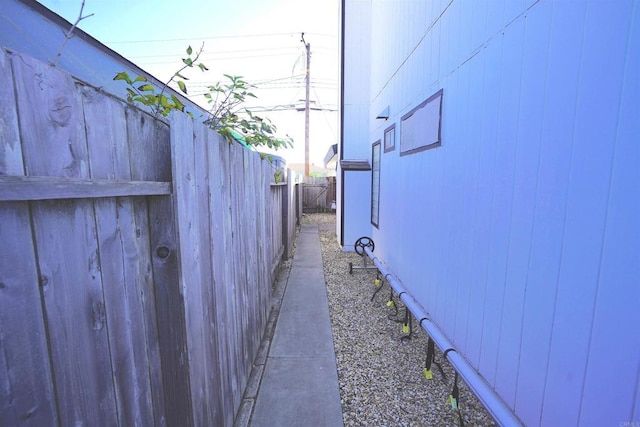5934 Carnegie St, San Diego, CA 92122 - view of side of home
