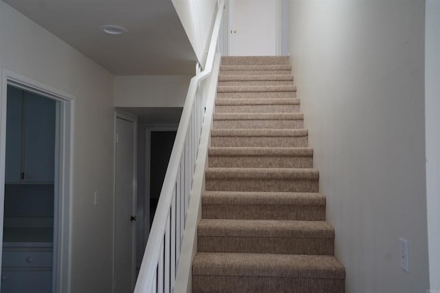 5934 Carnegie St, San Diego, CA 92122 - view of stairway