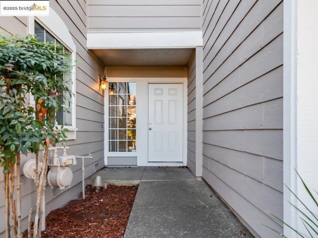 view of doorway to property