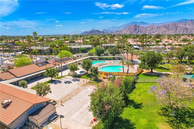 birds eye view of property featuring a residential view and a mountain view