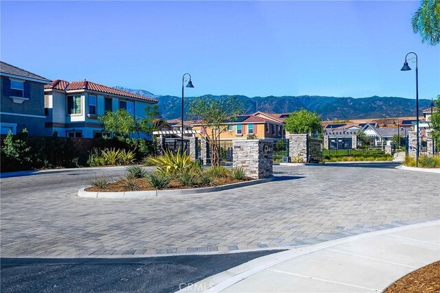 view of home's community with a mountain view