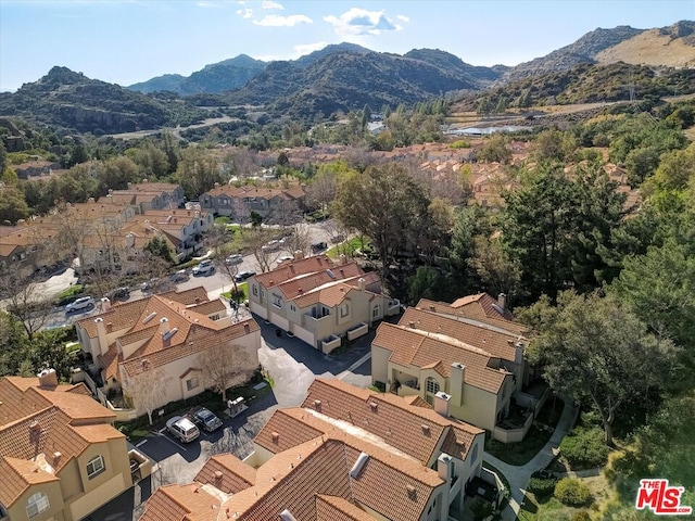 bird's eye view featuring a mountain view