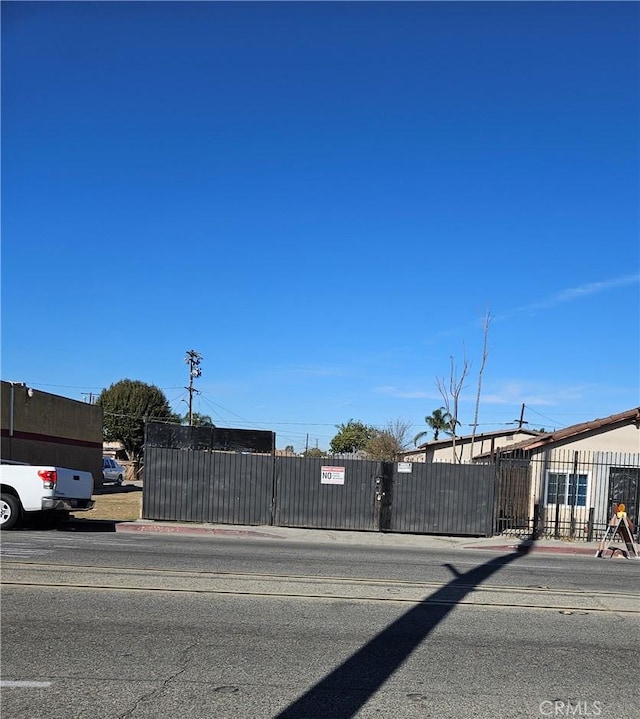 653 W Compton Blvd, Compton CA, 90220 land for sale