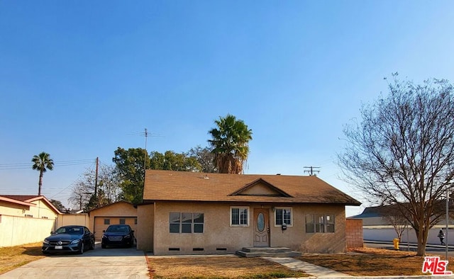 view of front facade featuring a garage