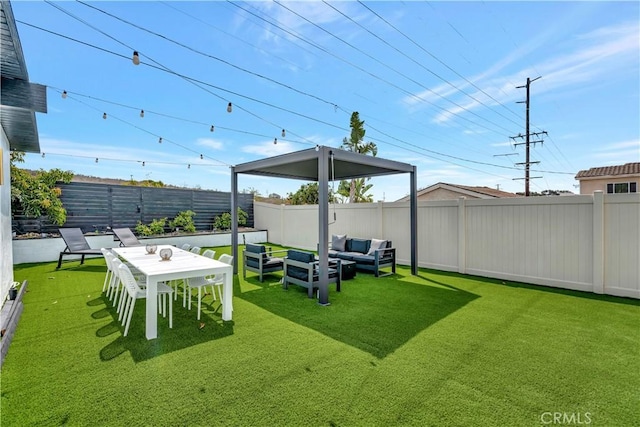 view of yard with an outdoor hangout area