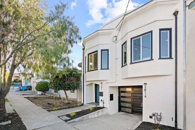 view of front of house featuring a garage