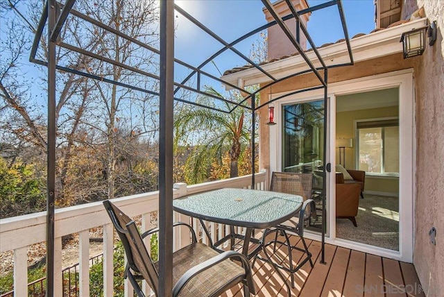 view of sunroom / solarium