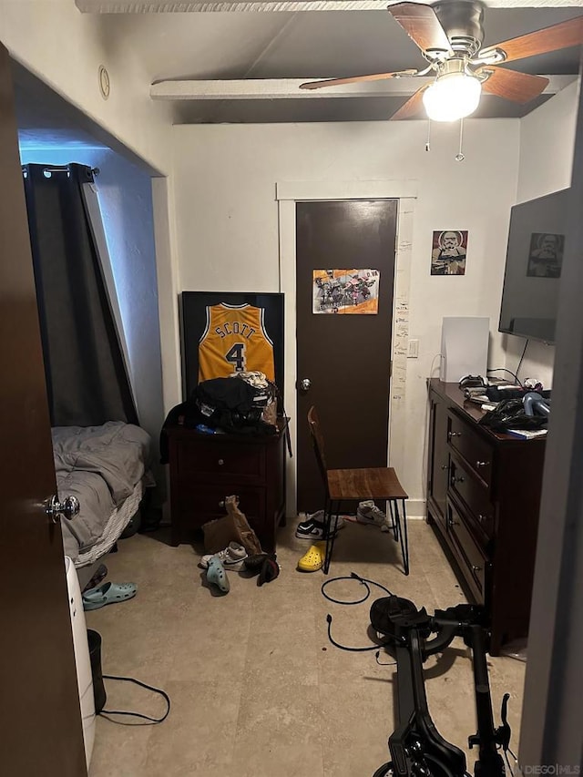 bedroom featuring ceiling fan