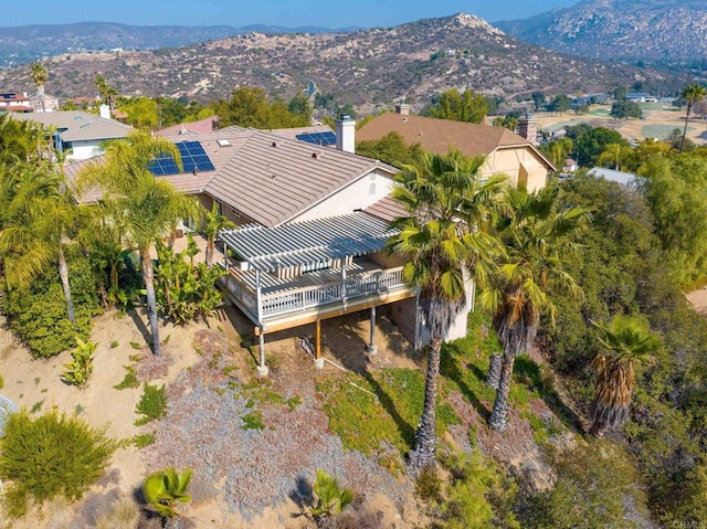 bird's eye view with a mountain view