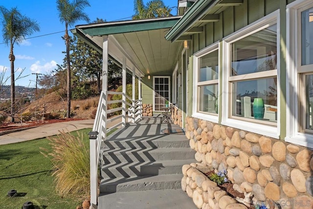 view of patio featuring a porch