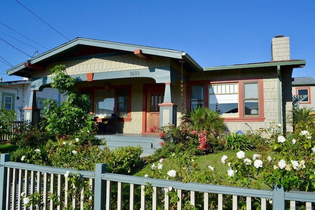 view of front of house featuring a porch