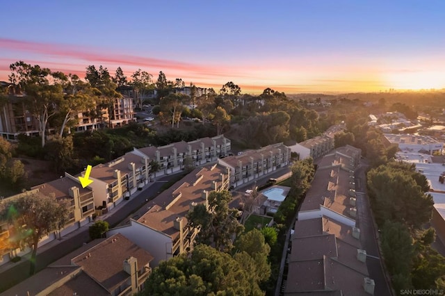 view of aerial view at dusk